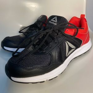 Reebok boys running shoes